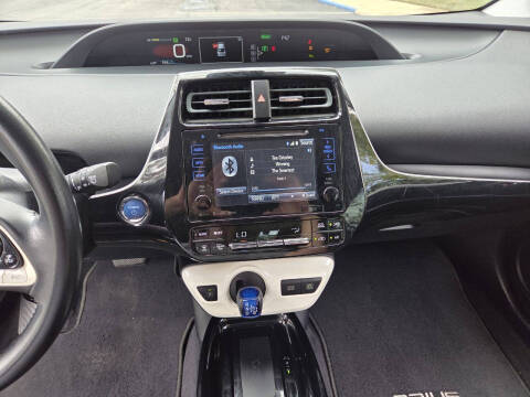 2017 Toyota Prius Three
