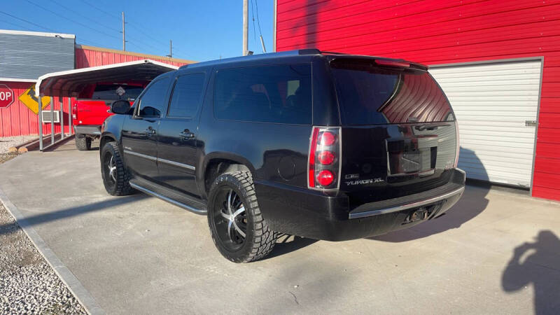 2009 GMC Yukon XL Denali