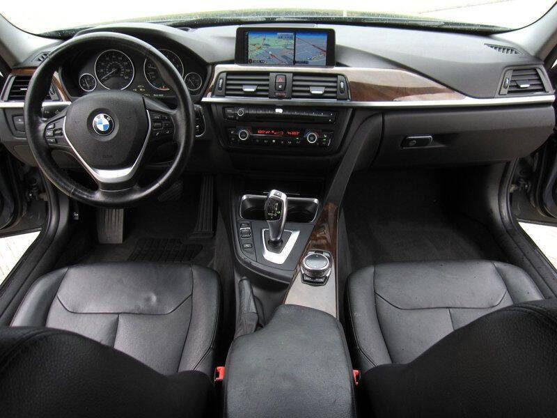 2015 BMW 3 Series 328i xDrive