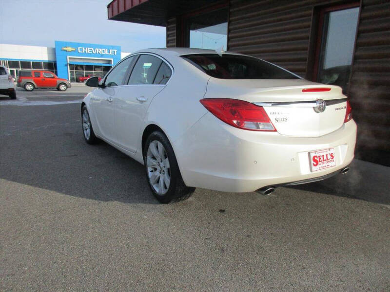 2013 Buick Regal Premium 2