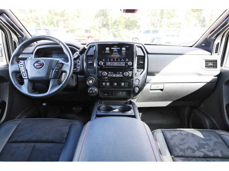 2024 Nissan Titan