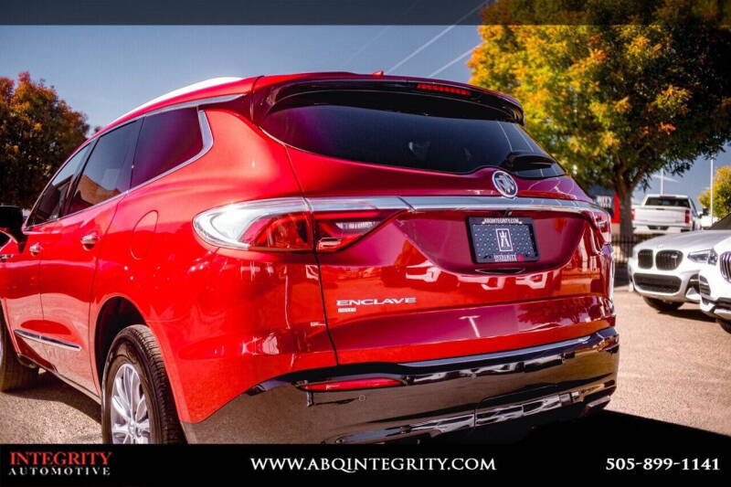 2023 Buick Enclave Essence