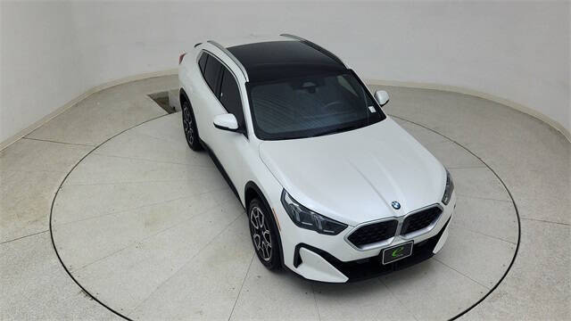 2025 BMW X2 xDrive28i