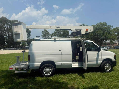 2011 Ford E-Series E-350 SD