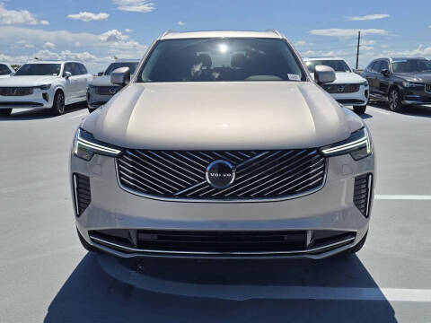 2026 Volvo XC90 B5 Core