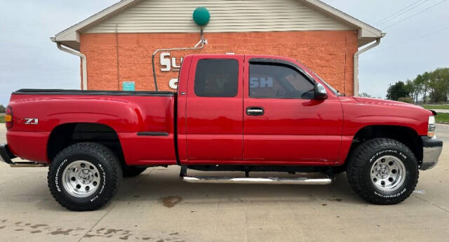 1999 Chevrolet Silverado 1500 for sale at Illinois Auto Wholesalers in Tolono, IL