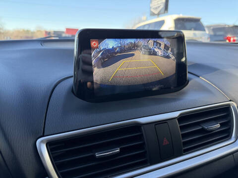 2018 Mazda MAZDA3 Touring