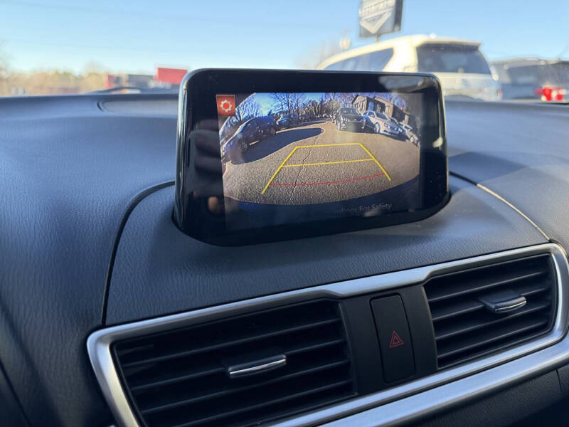 2018 Mazda MAZDA3 Touring