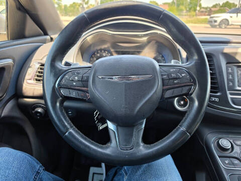 2015 Chrysler 200 S
