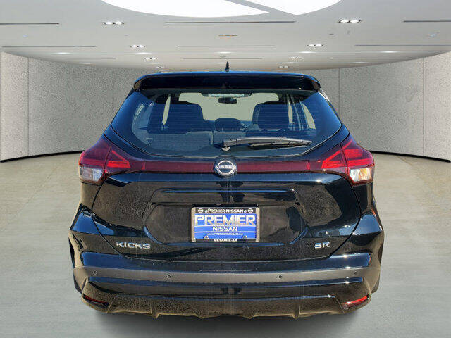 2024 Nissan Kicks SR