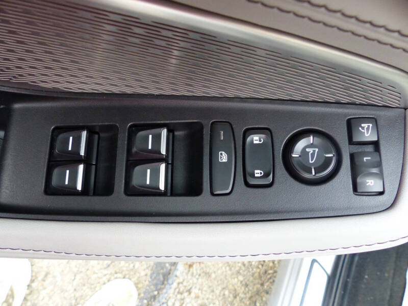 2022 Acura MDX SH-AWD w/Advance