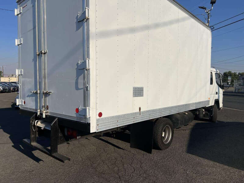 2010 Mitsubishi Fuso FE84DW