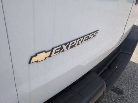 2025 Chevrolet Express 2500