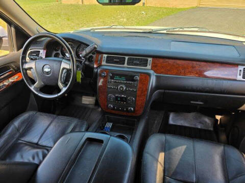 2013 Chevrolet Suburban LT