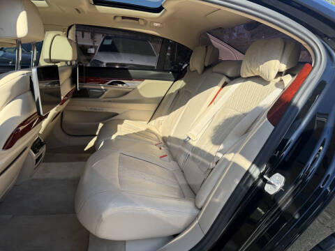 2017 BMW 7 Series ALPINA B7 xDrive