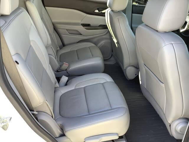 2020 GMC Acadia SLT