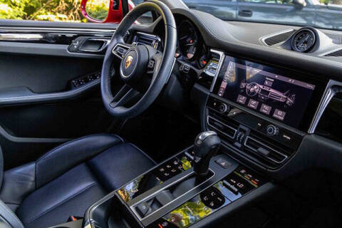 2022 Porsche Macan