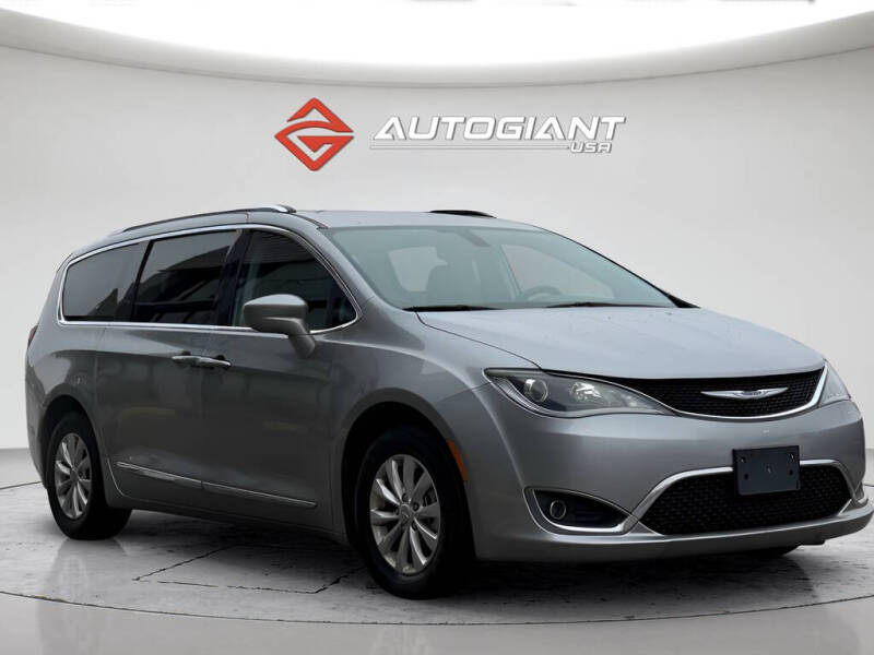 2019 Chrysler Pacifica Touring L