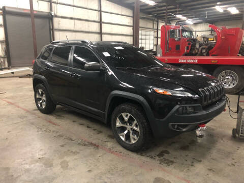 2015 Jeep Cherokee for sale at R & M Motors in Abingdon VA