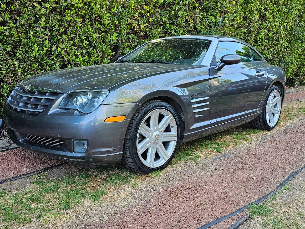 2005 Chrysler Crossfire 16