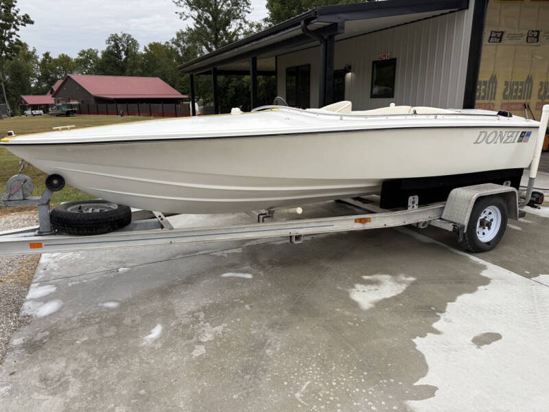 1990 Donzi Marine SWEET 16