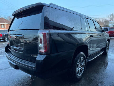 2017 GMC Yukon XL SLT