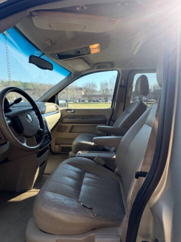 2004 Mercury Monterey Convenience