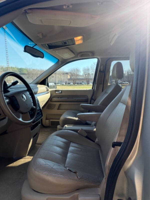 2004 Mercury Monterey Convenience