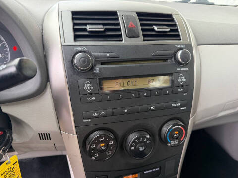 2010 Toyota Corolla LE