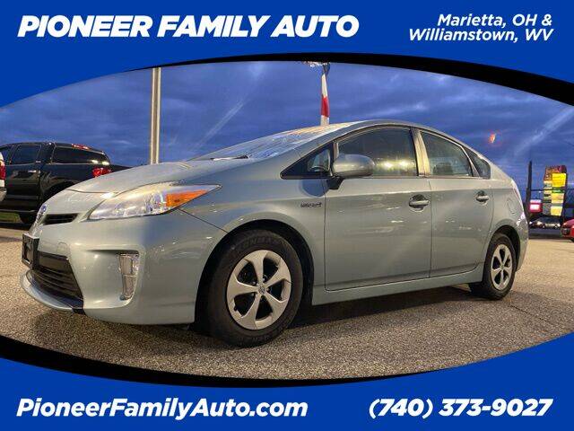 2013 Toyota Prius for sale at Pioneer Family Preowned Autos of WILLIAMSTOWN in Williamstown WV