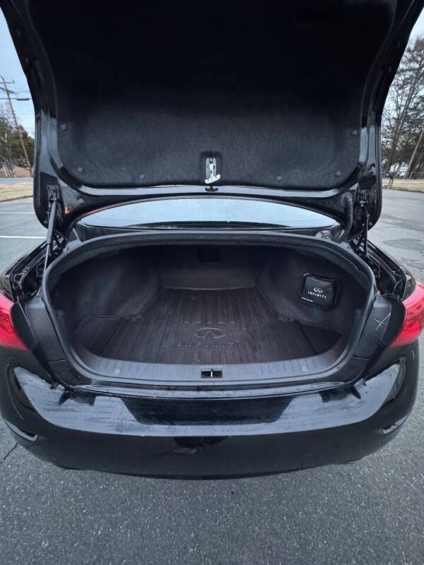 2015 Infiniti Q50 Sport