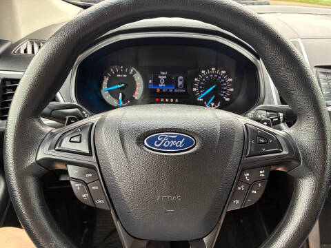 2017 Ford Edge SE