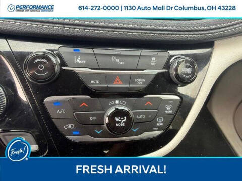 2024 Chrysler Pacifica Plug-In Hybrid Select