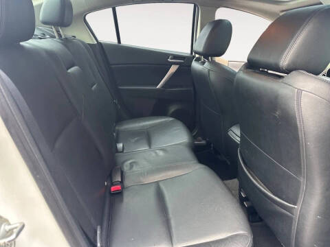 2010 Mazda MAZDA3 s Grand Touring