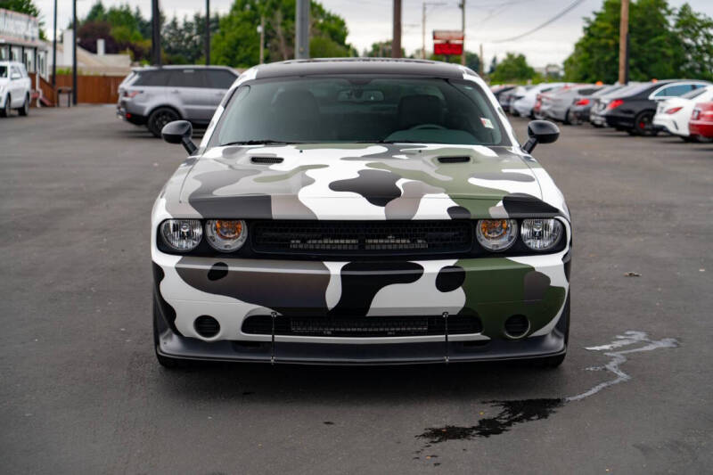 2014 Dodge Challenger SRT8 Core