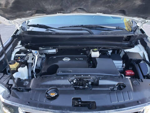 2014 Nissan Pathfinder SL