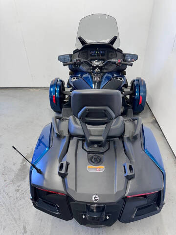 2023 Can-Am Spyder RT SE6