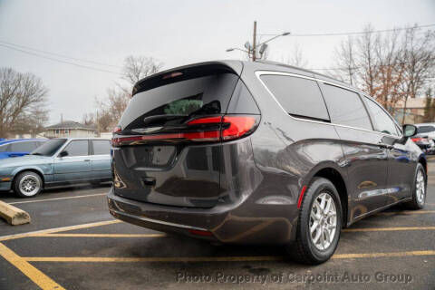 2022 Chrysler Pacifica Touring L
