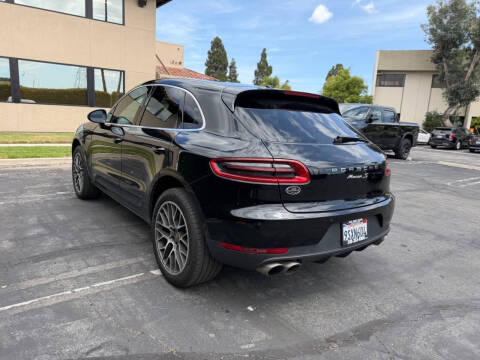 2016 Porsche Macan S