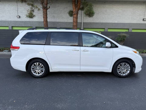 2011 Toyota Sienna