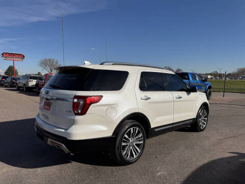 2016 Ford Explorer Platinum