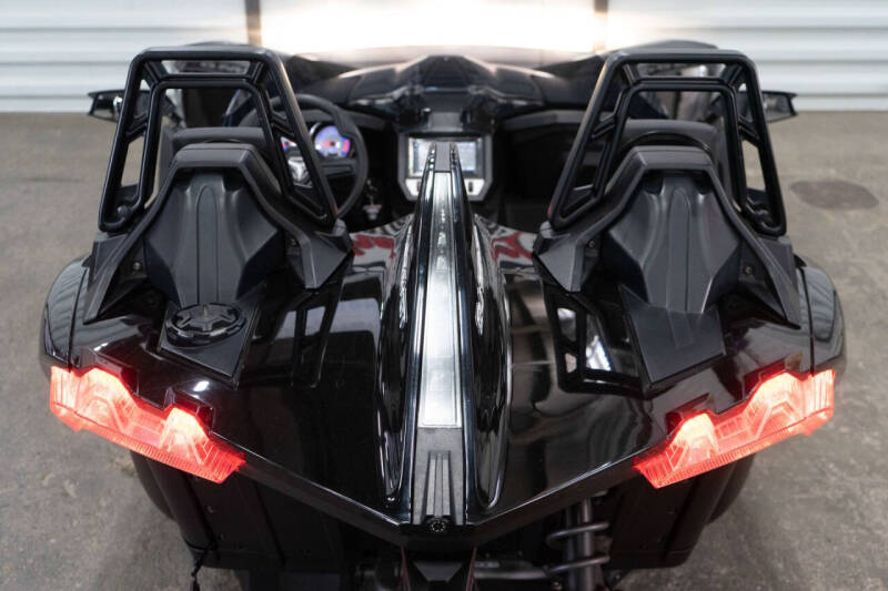 2017 Polaris Slingshot SLR