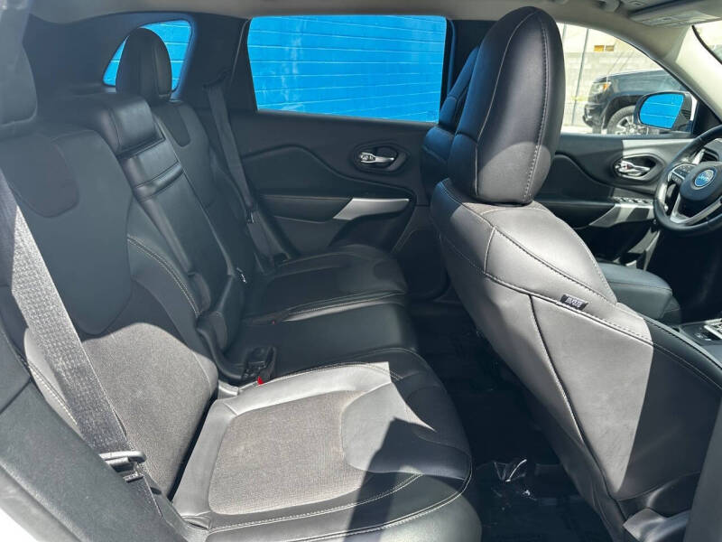 2018 Jeep Cherokee Latitude Plus