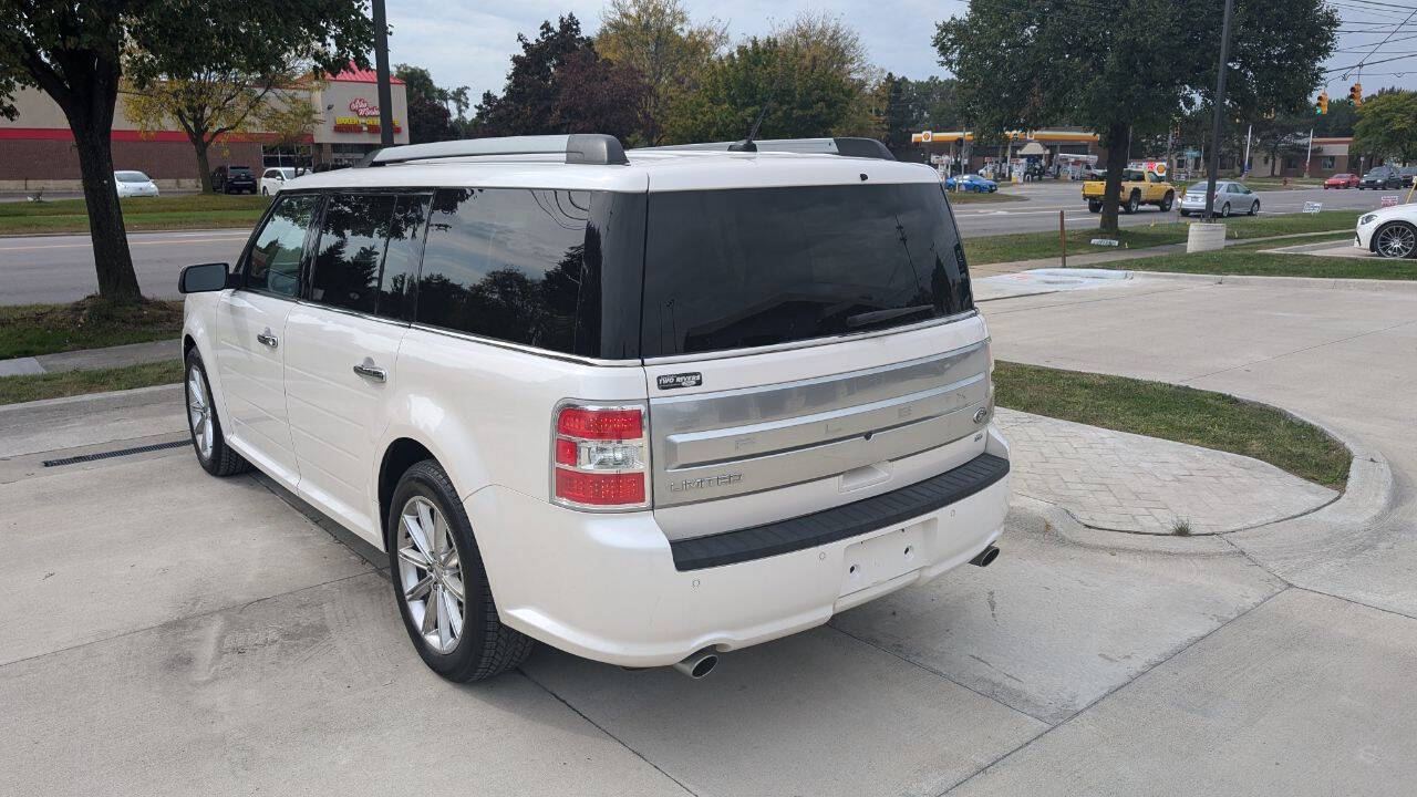 2017 Ford Flex for sale at ORCHARD LAKE AUTO SALES INC in Farmington Hills, MI