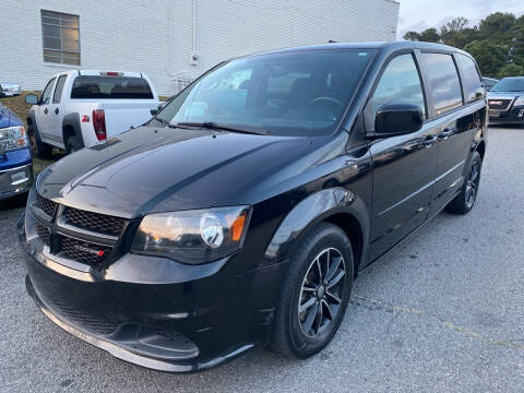 2017 Dodge Grand Caravan for sale at Delta Auto Sales in Marietta GA