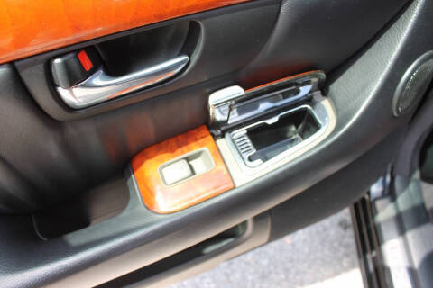 2004 Lexus LS 430