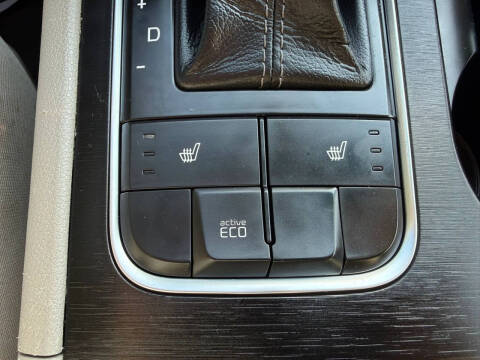 2015 Kia Sedona LX