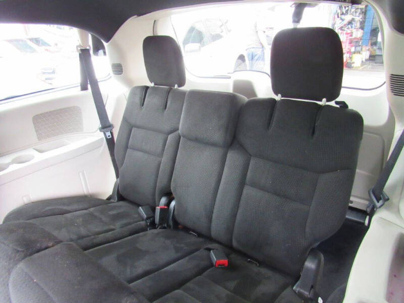 2015 Dodge Grand Caravan SE