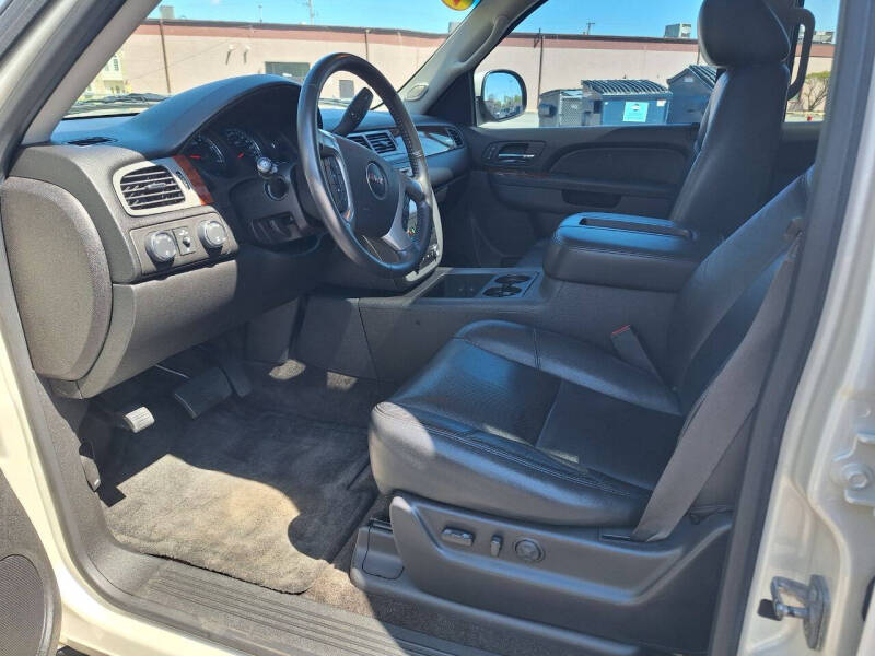 2013 GMC Yukon XL SLT