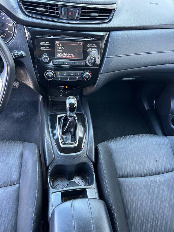 2017 Nissan Rogue S